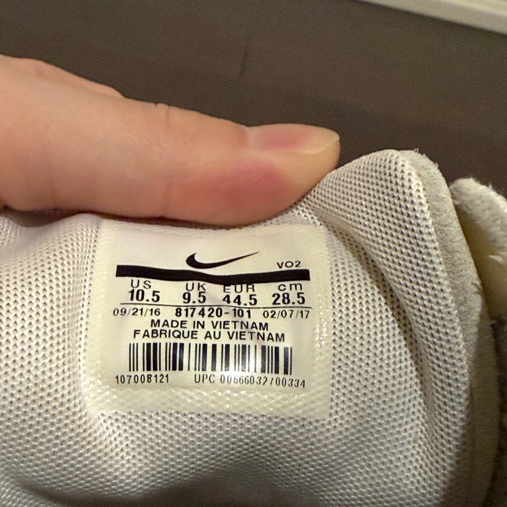 Nike Men’s Air Force 1 Flyknit Mid - Cream - Picture 3 of 3